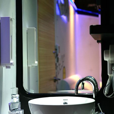 Nl Concept Hotel Kaohsiung Bilik gambar